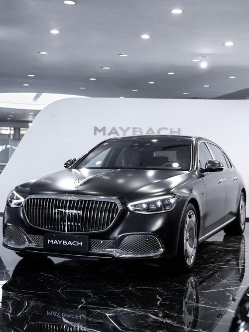 东莞32岚图汽车的售后服务让用户无忧出行，迈巴赫未来的豪华车趋势