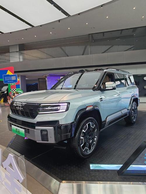 东莞32比亚迪方程豹硬派越野的爆款，英菲尼迪35周年与你共成长